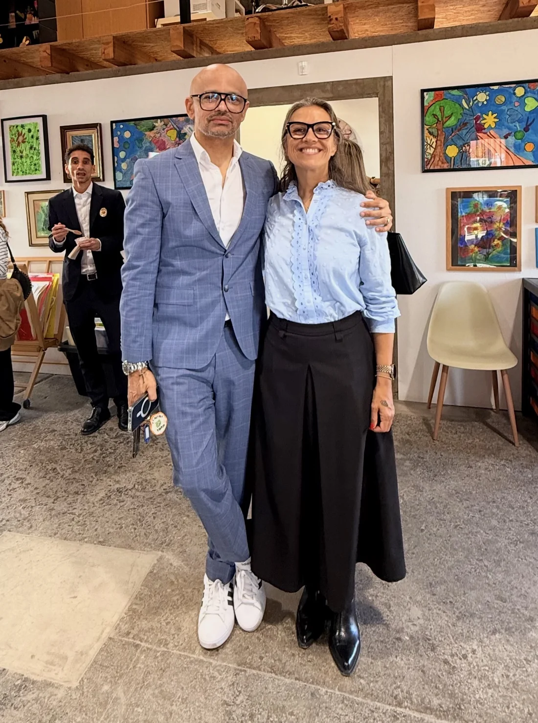 Gusttavo Borges com Carla Moreira, dirigente da CERCIMA, num encontro institucional de parceiros.